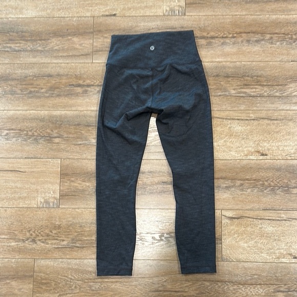 Lululemon Women’s Dark Grey Leggings Size 4 - Picture 1 of 5